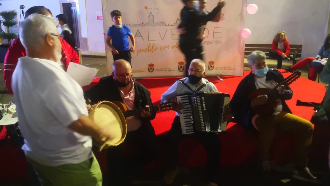 Fotos: Marcha Solidaria de la Semana Contra el Cáncer de Mama 2021 (IV)