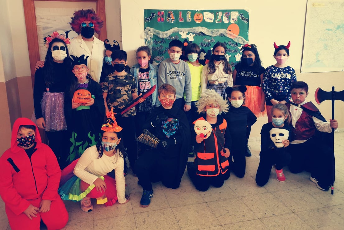 Fotos: Celebración de 'Todos los Santos' y Halloween en el Colegio Público 'César Hurtado Delicado'