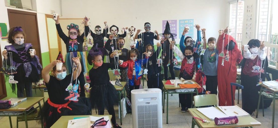 Fotos: Celebración de 'Todos los Santos' y Halloween en el Colegio Público 'César Hurtado Delicado'