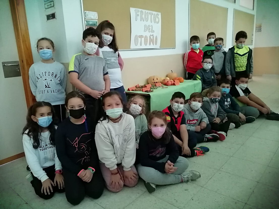 Fotos: Celebración de 'Todos los Santos' y Halloween en el Colegio Público 'César Hurtado Delicado'