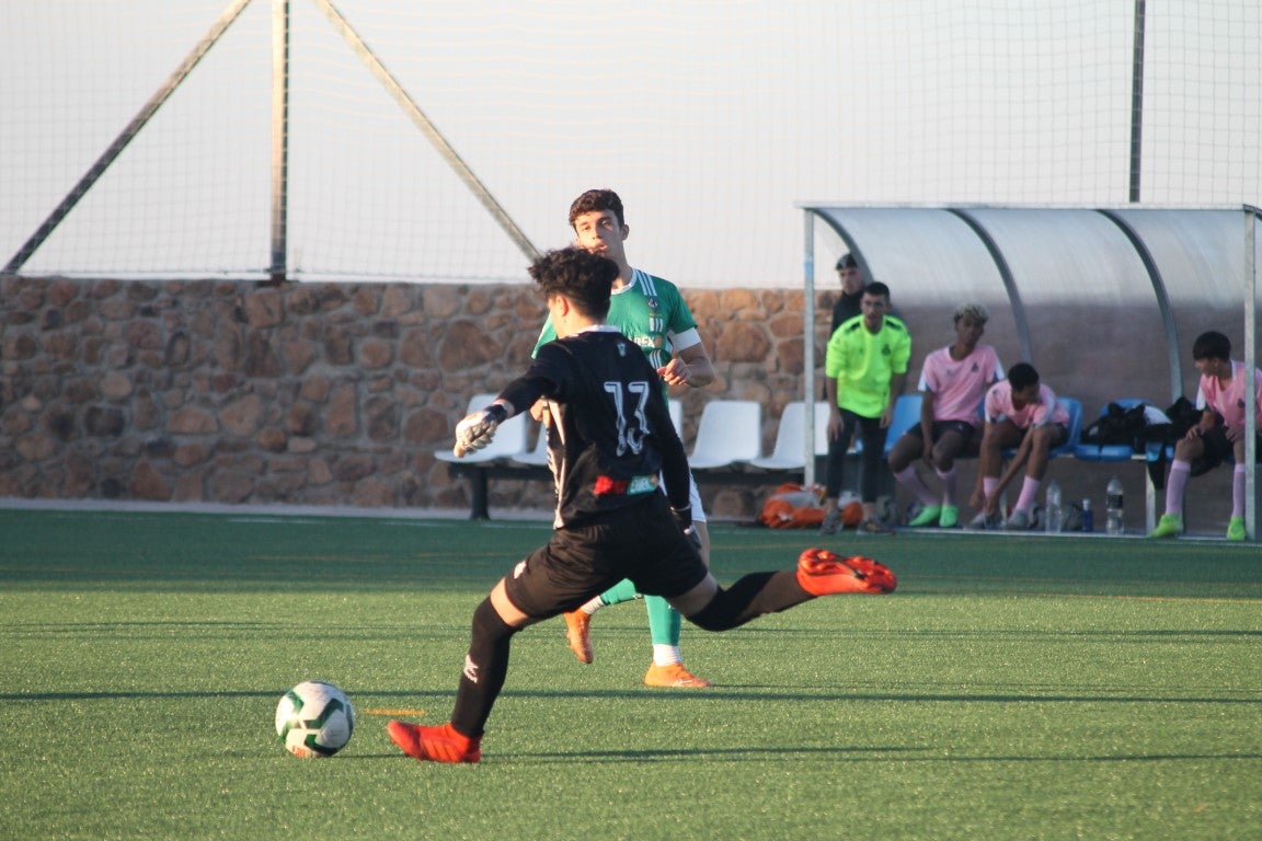 Fotos: Juveniles Racing Valverdeño – EF Espanyol de Badajoz