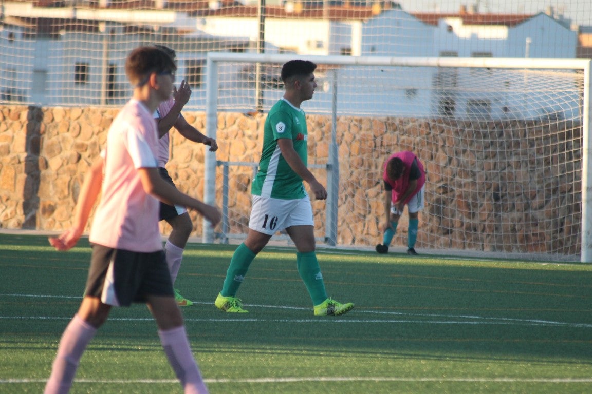 Fotos: Juveniles Racing Valverdeño – EF Espanyol de Badajoz