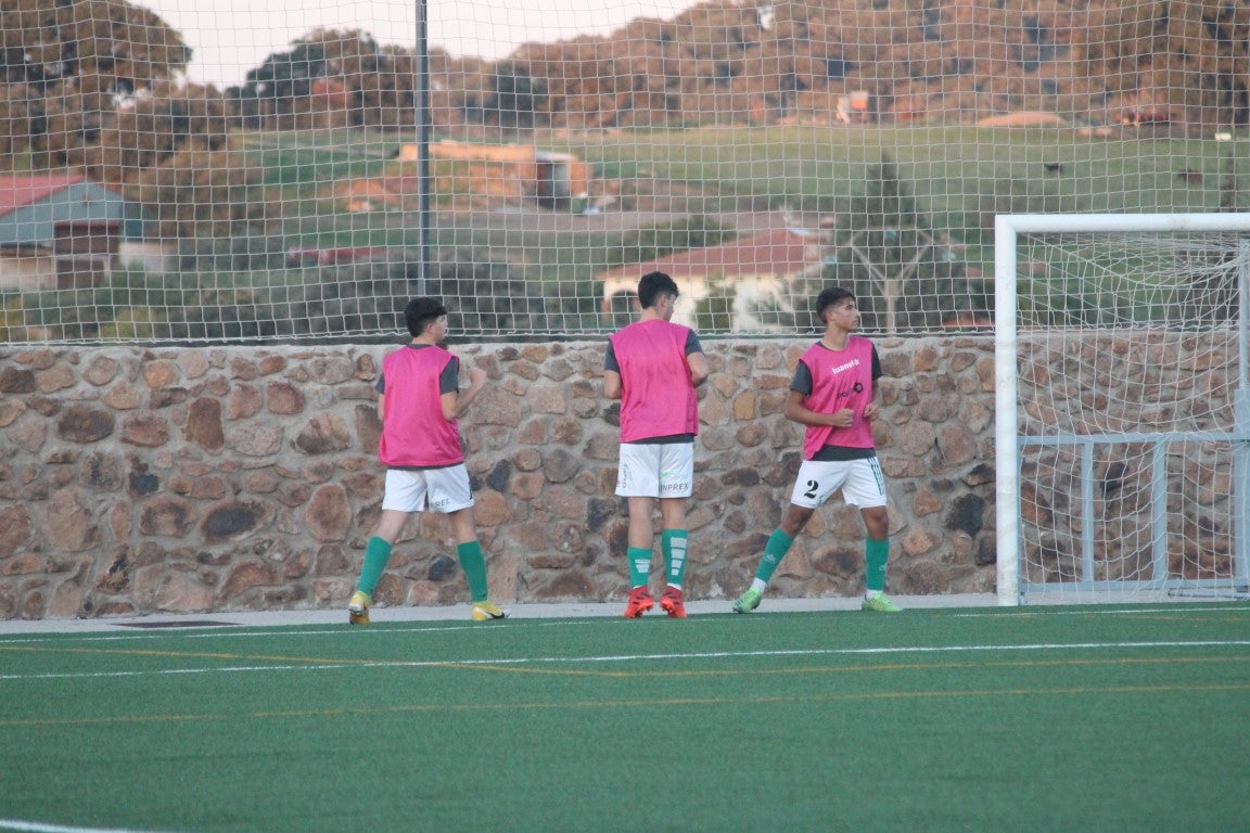 Fotos: Juveniles Racing Valverdeño – EF Espanyol de Badajoz