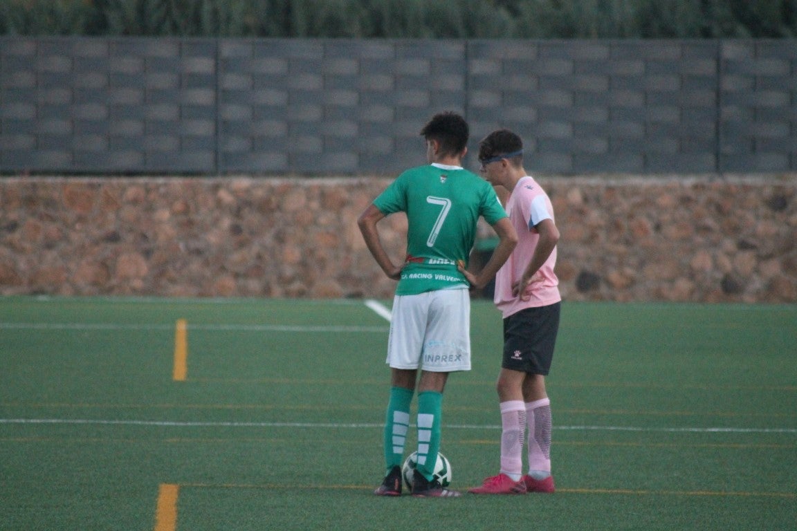 Fotos: Juveniles Racing Valverdeño – EF Espanyol de Badajoz