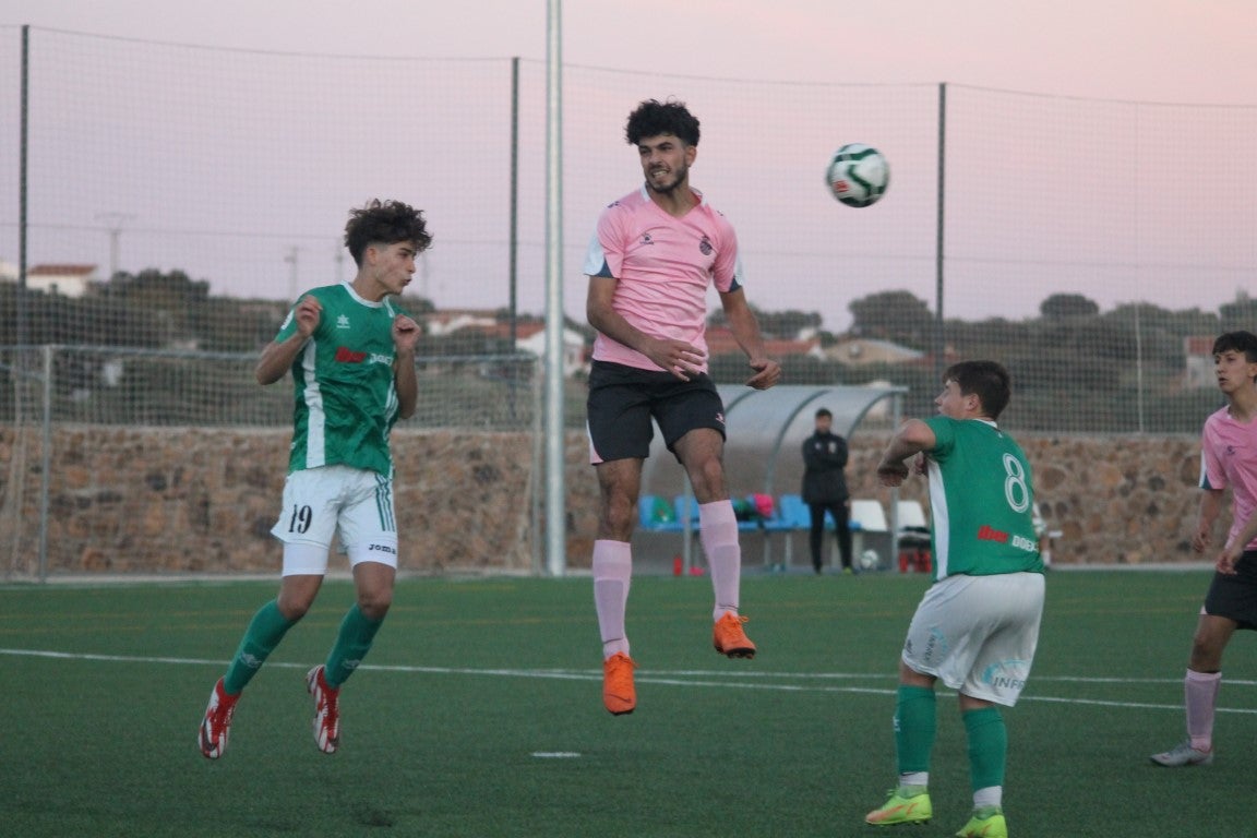 Fotos: Juveniles Racing Valverdeño – EF Espanyol de Badajoz
