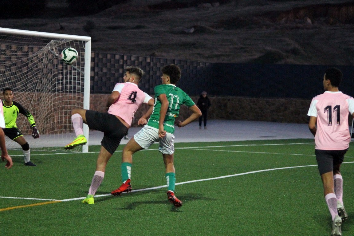 Fotos: Juveniles Racing Valverdeño – EF Espanyol de Badajoz