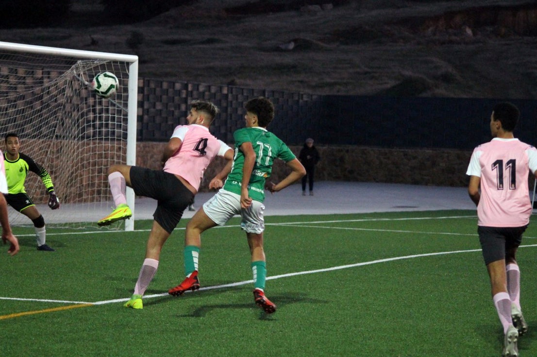 Fotos: Juveniles Racing Valverdeño – EF Espanyol de Badajoz