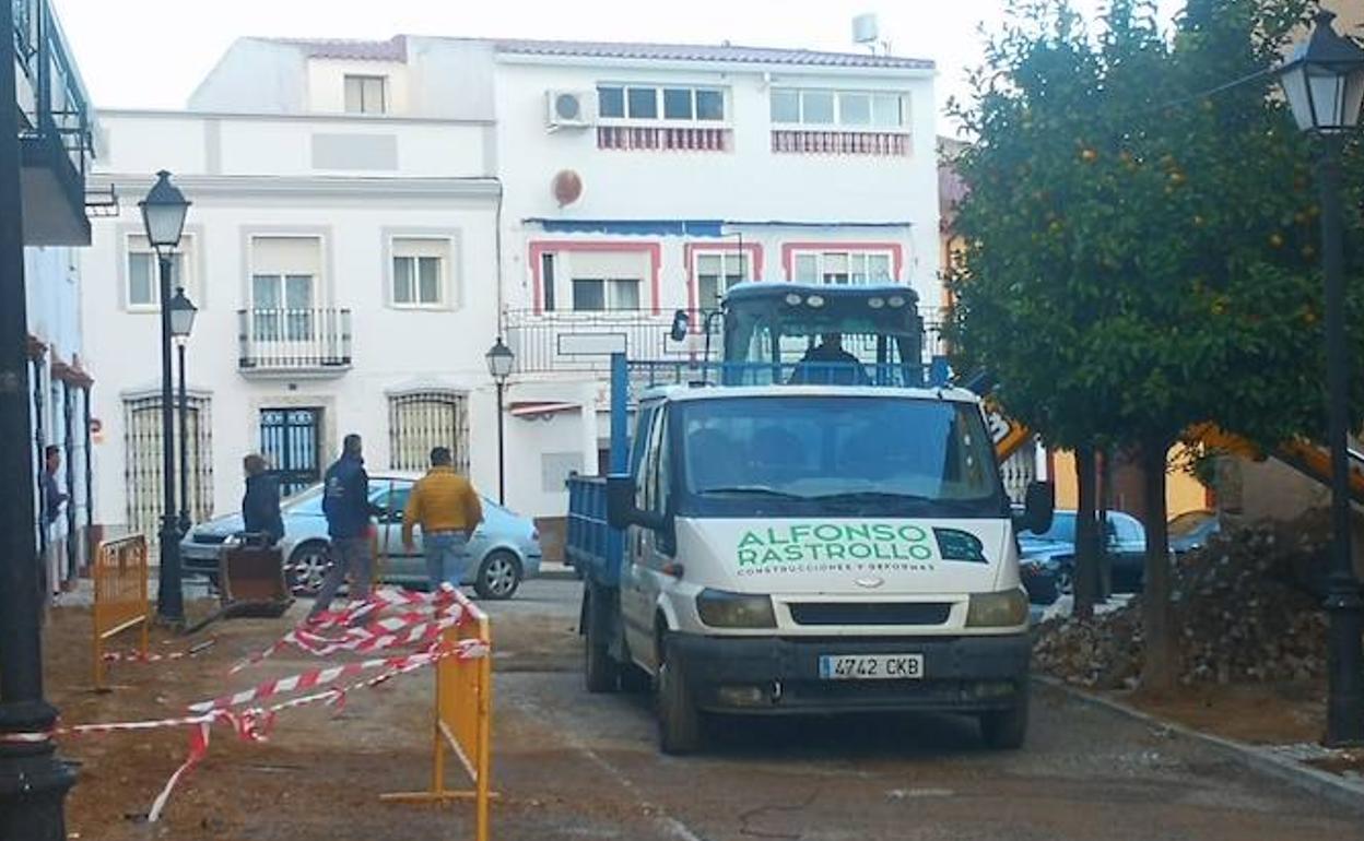 Trabajos en los alrededores de la iglesia de San Bartolomé