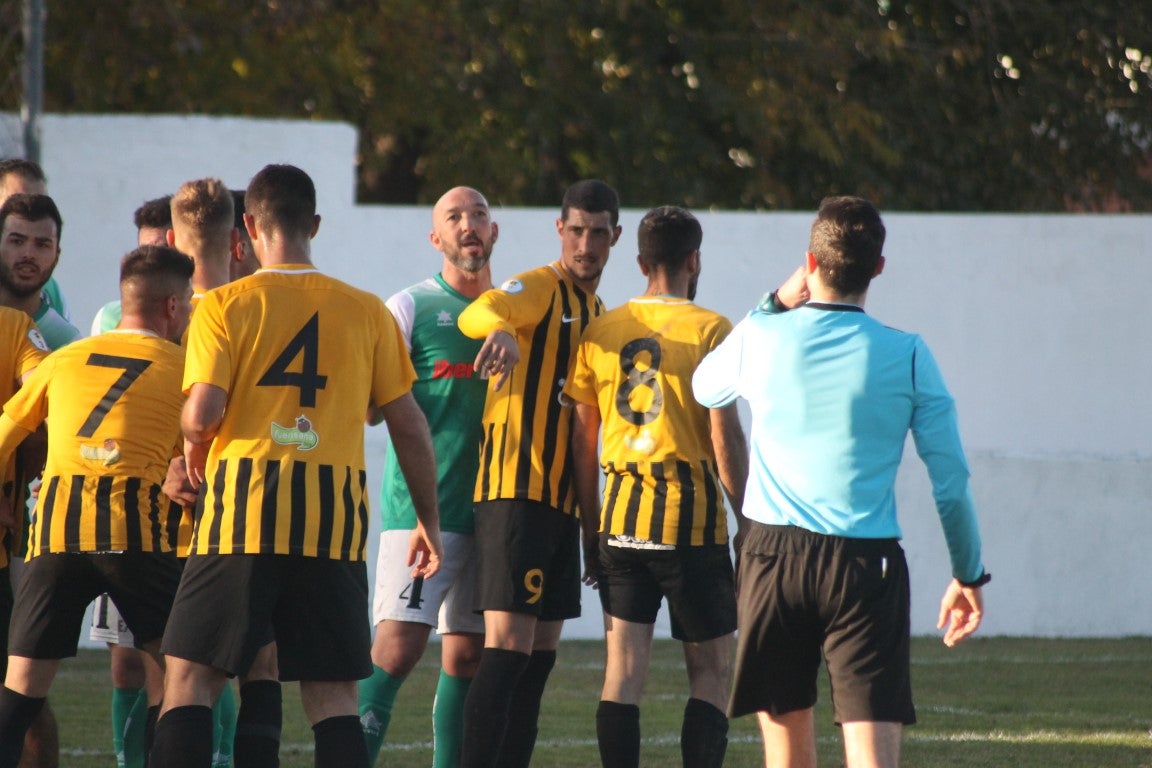 Fotos: Racing Valverdeño – AD Lobón