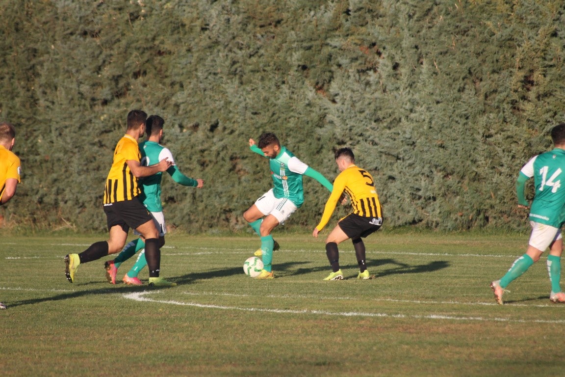 Fotos: Racing Valverdeño – AD Lobón