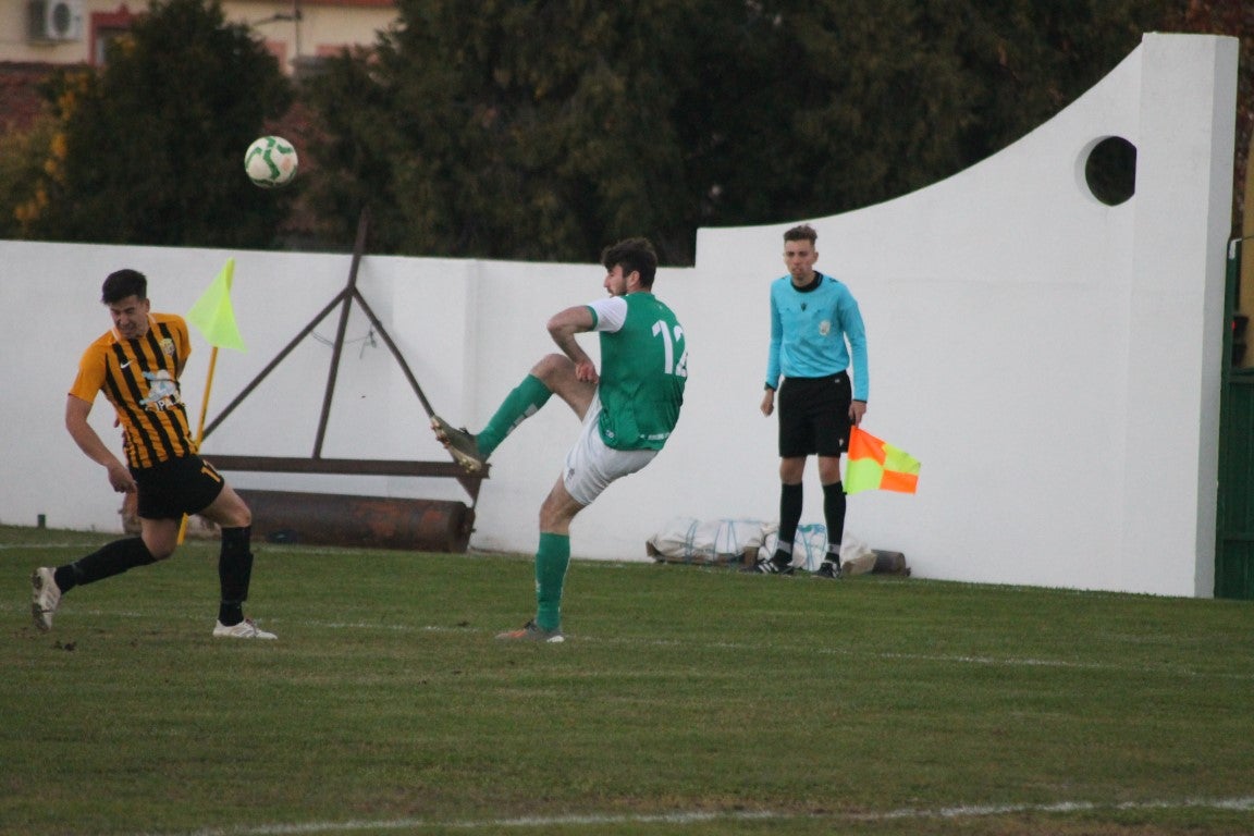 Fotos: Racing Valverdeño – AD Lobón