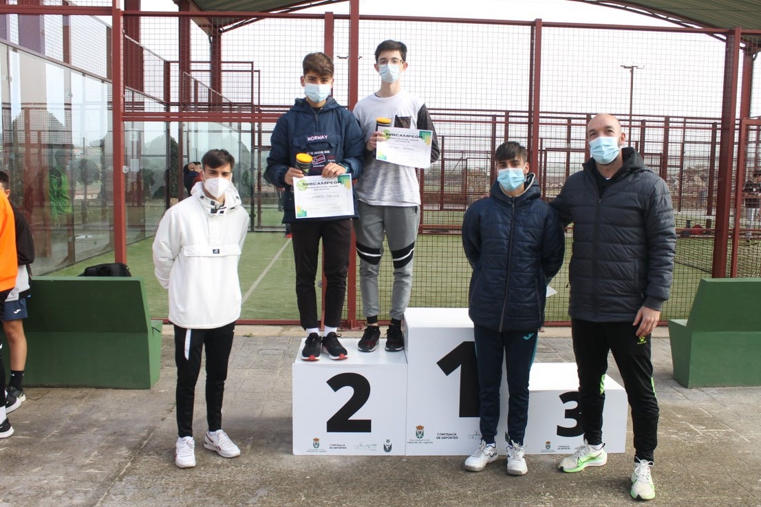 Fotos: Final del Torneo de Pádel Infantil Navideño 2021