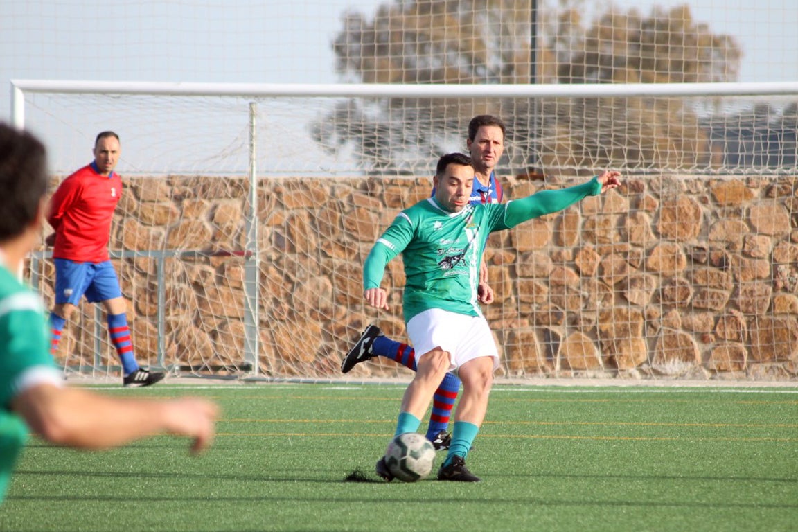 Fotos: Veteranos Valverde – CF Extremadura Veteranos