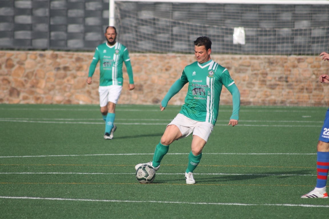 Fotos: Veteranos Valverde – CF Extremadura Veteranos