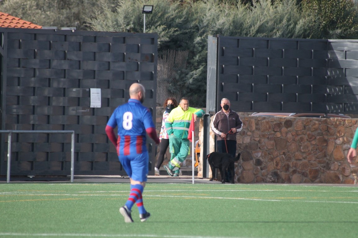 Fotos: Veteranos Valverde – CF Extremadura Veteranos