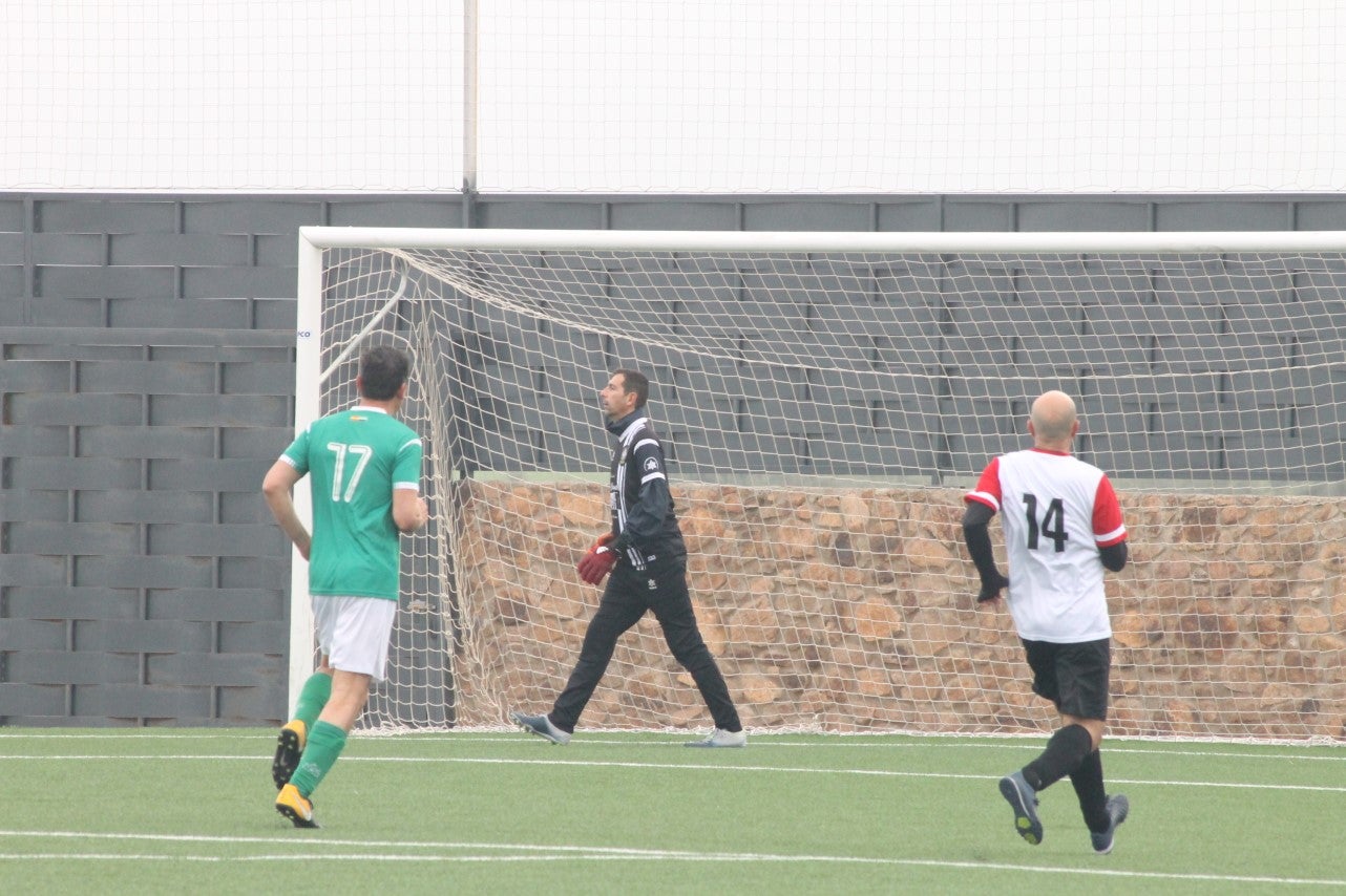 Fotos: Veteranos Valverde – Hispanolusa / Ofimer Solutions