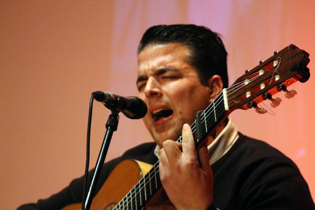 Fotos: Presentación del libro ‘De los bailes de salón al botellón’