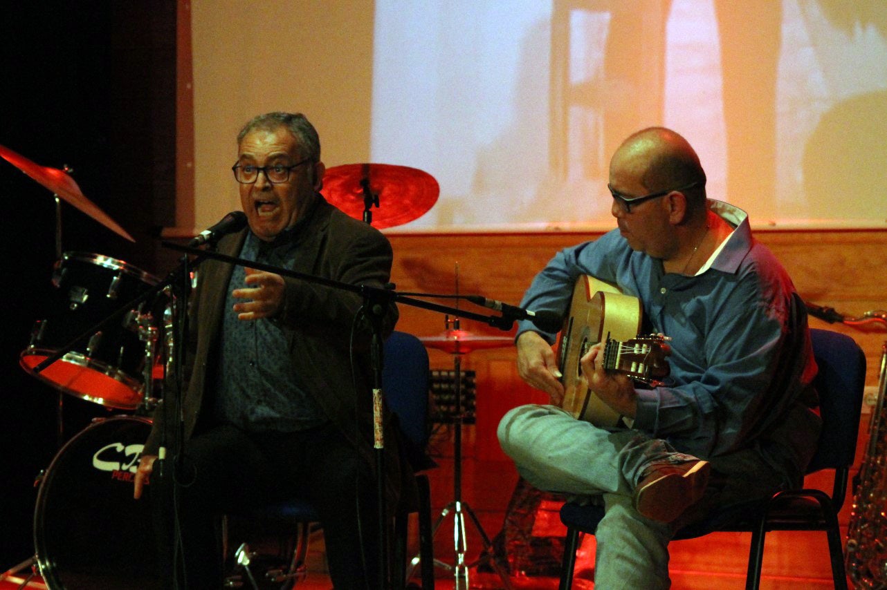 Fotos: Presentación del libro ‘De los bailes de salón al botellón’