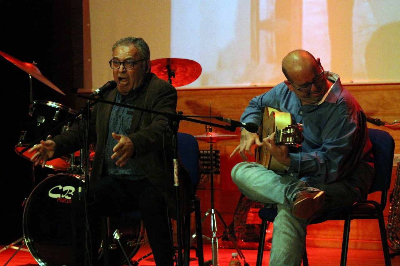 Fotos: Presentación del libro ‘De los bailes de salón al botellón’