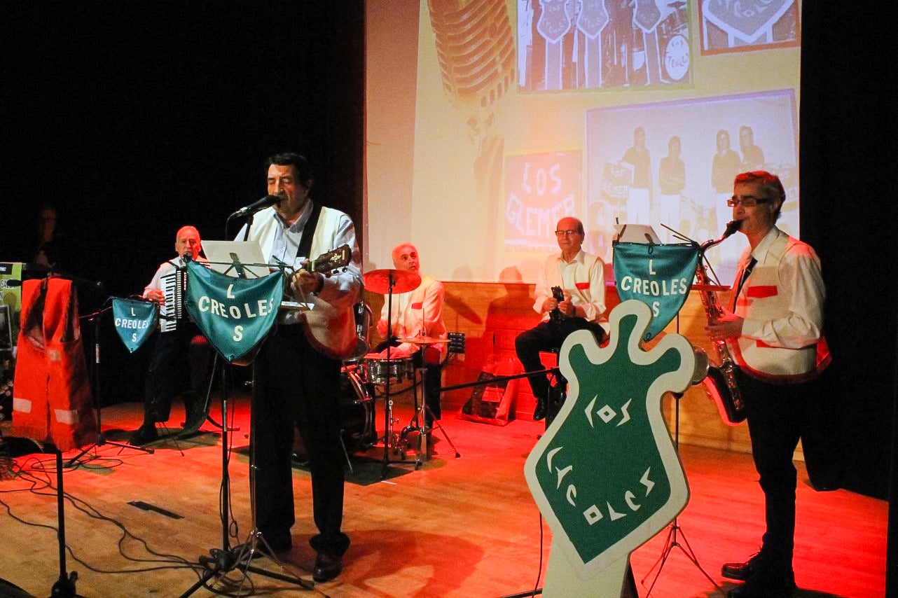 Fotos: Presentación del libro ‘De los bailes de salón al botellón’