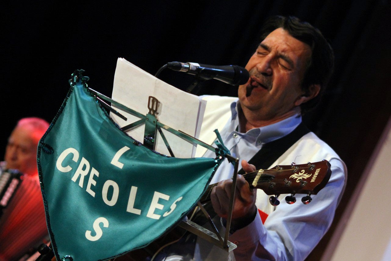 Fotos: Presentación del libro ‘De los bailes de salón al botellón’