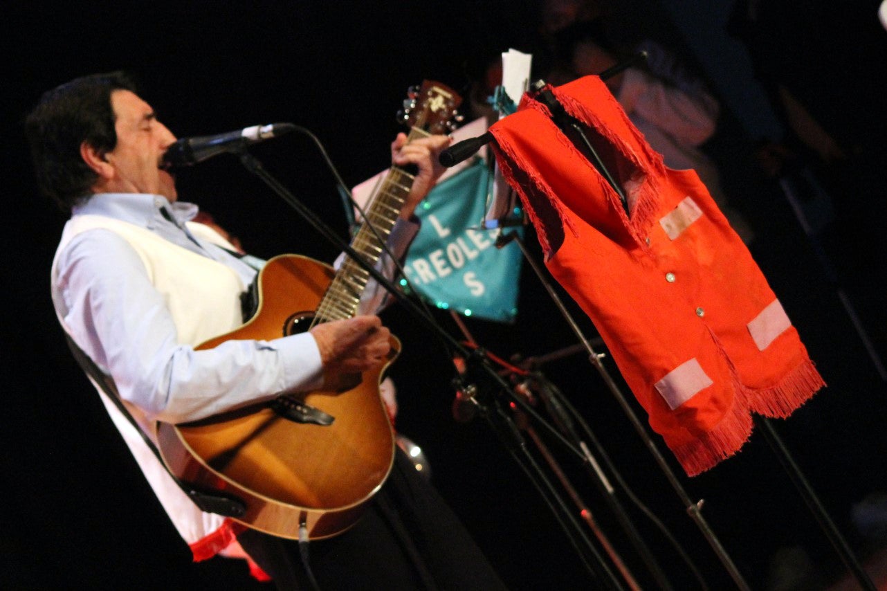 Fotos: Presentación del libro ‘De los bailes de salón al botellón’