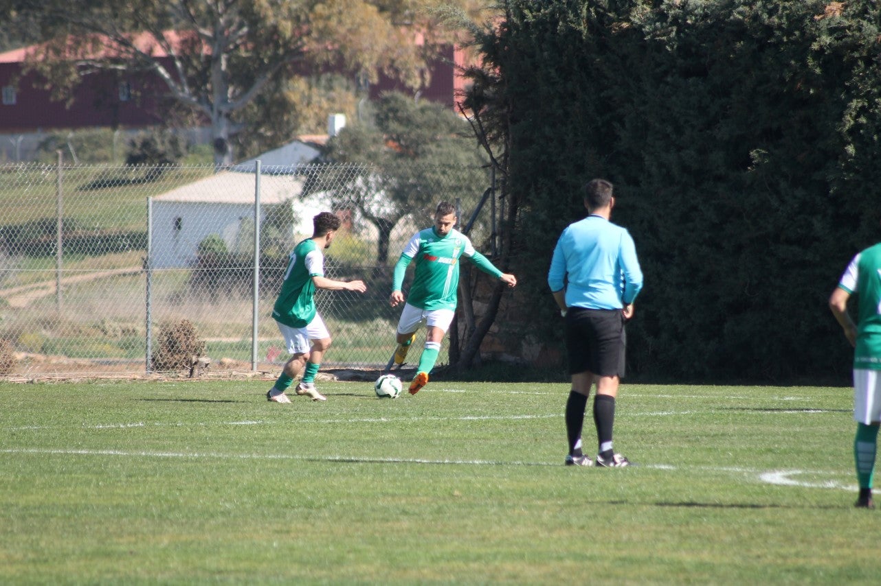 Fotos: Racing Valverdeño - CD Guadiana