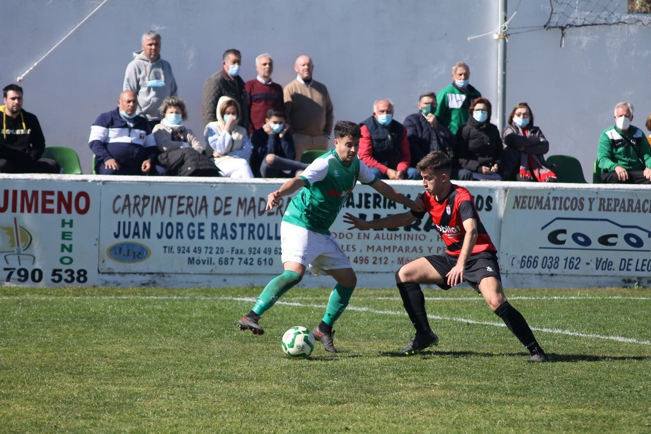 Fotos: Racing Valverdeño - CD Guadiana