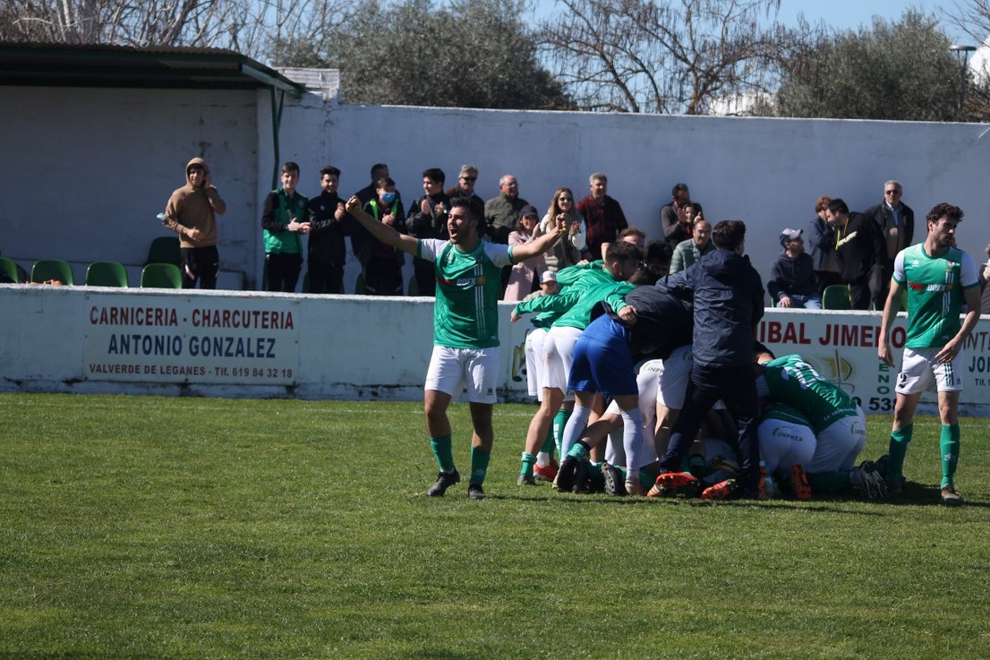 Fotos: Racing Valverdeño - CD Guadiana