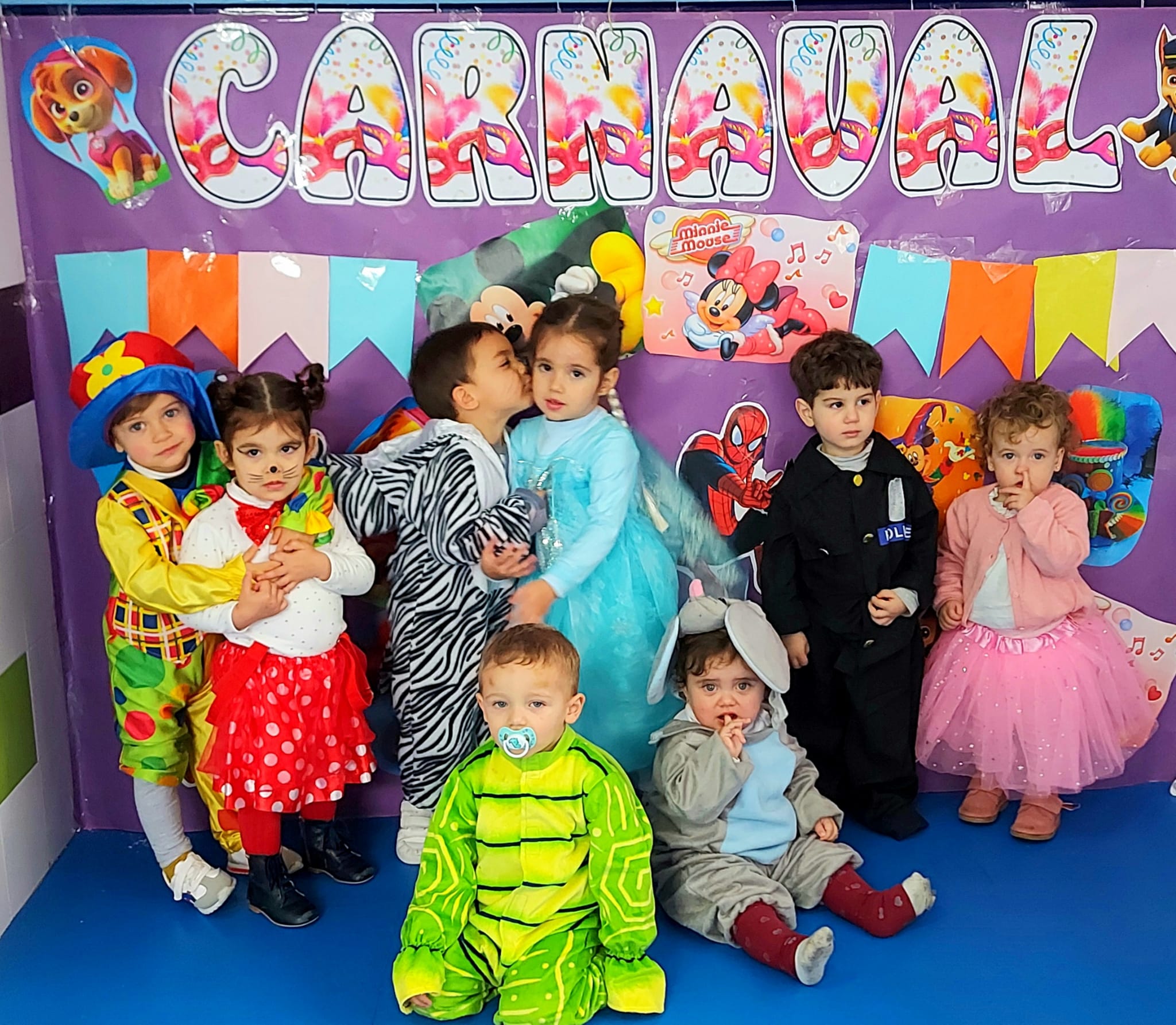 Fotos: Carnaval en el ‘Cristo Crucificado’