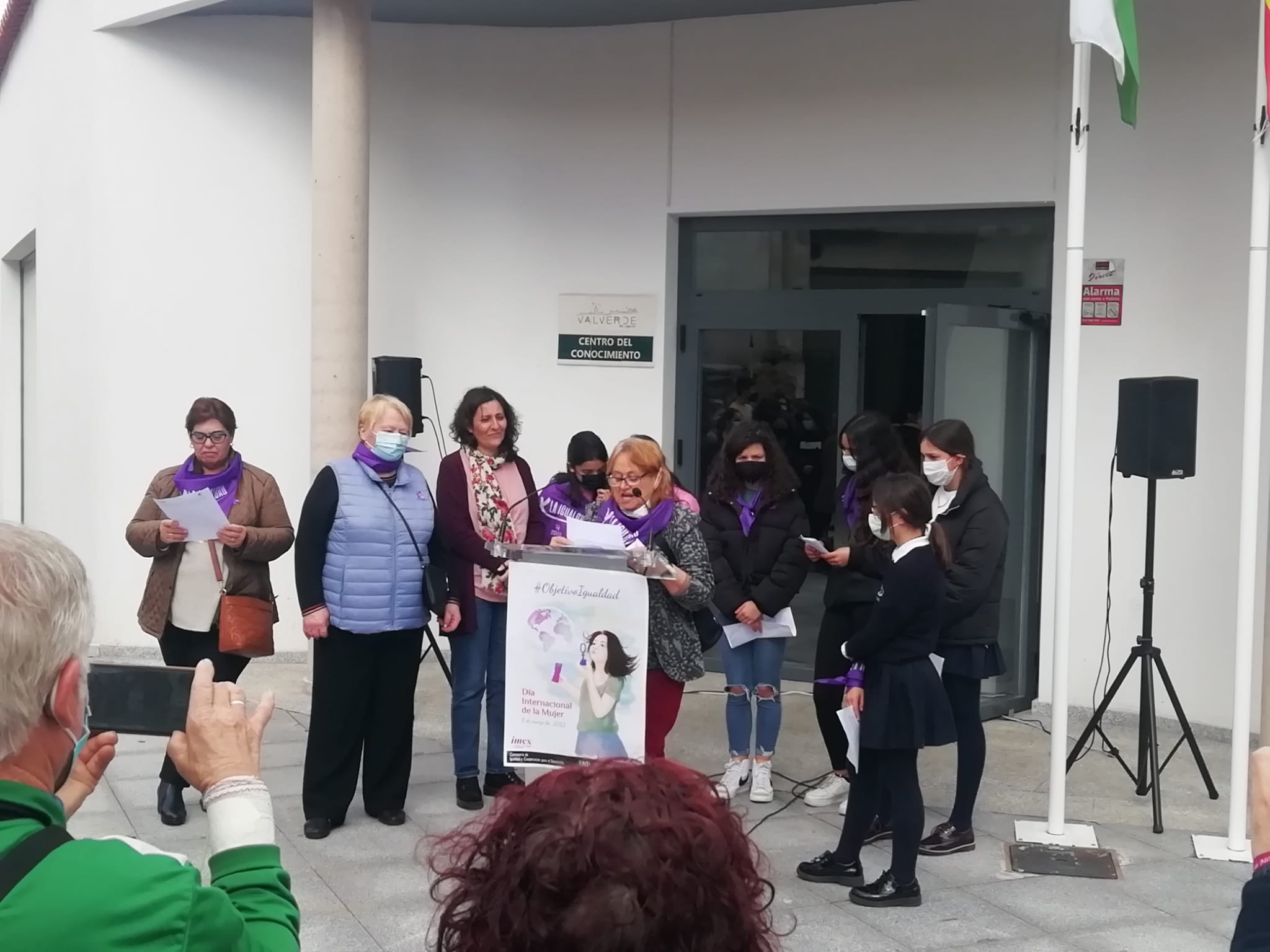 Fotos: Lectura del Manifiesto del Día Internacional de la Mujer