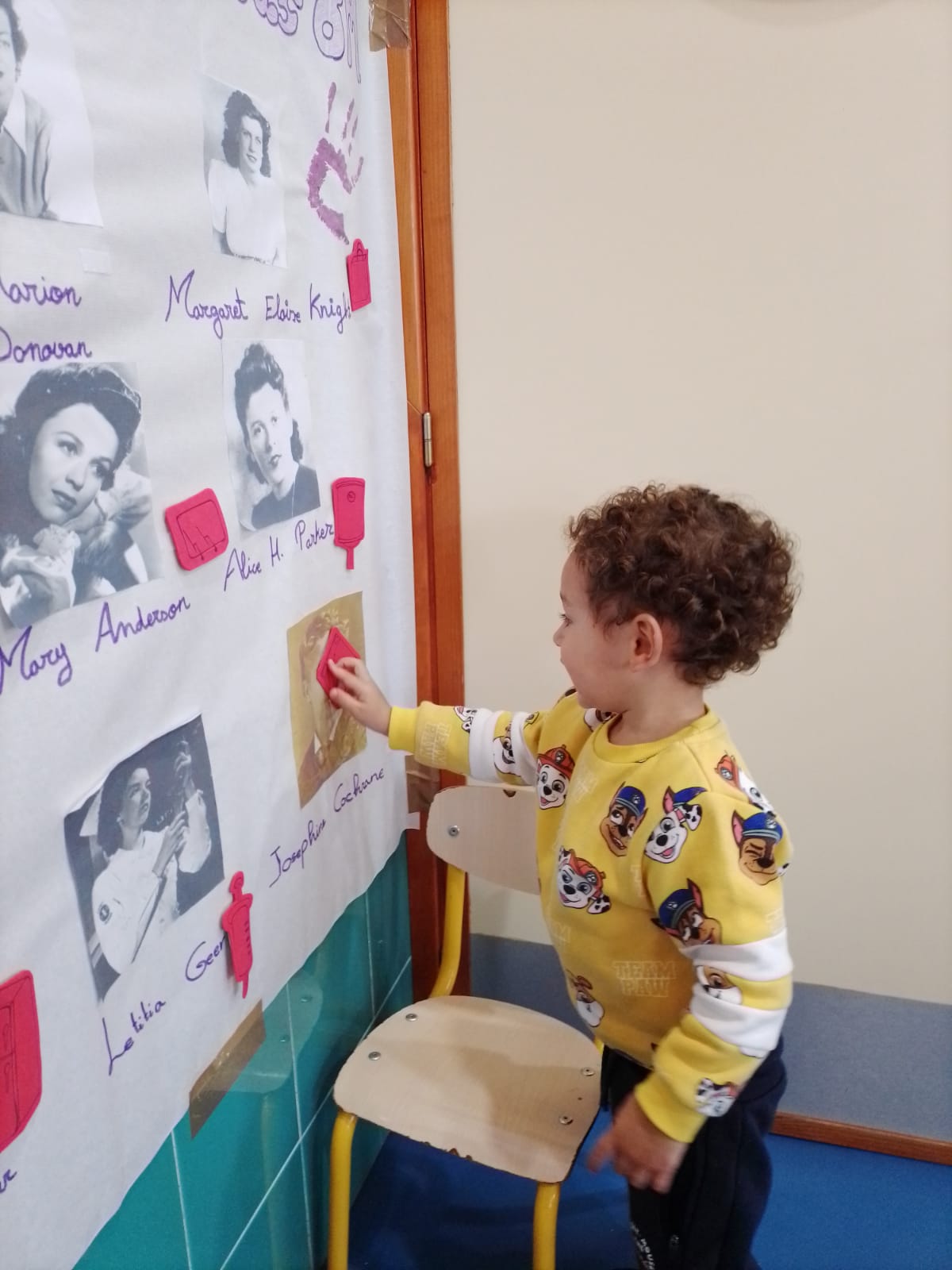 Fotos: Semana de la Mujer en la guardería municipal