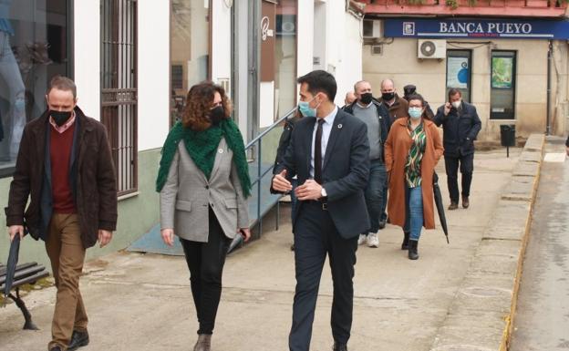 Durante el paseo comprobaron los trabajos que se realizarían con el proyecto