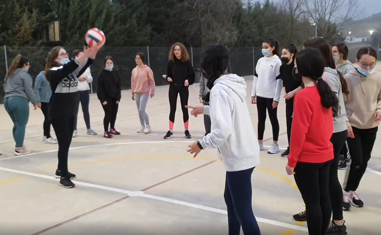 Inicio de las clases de voleibol