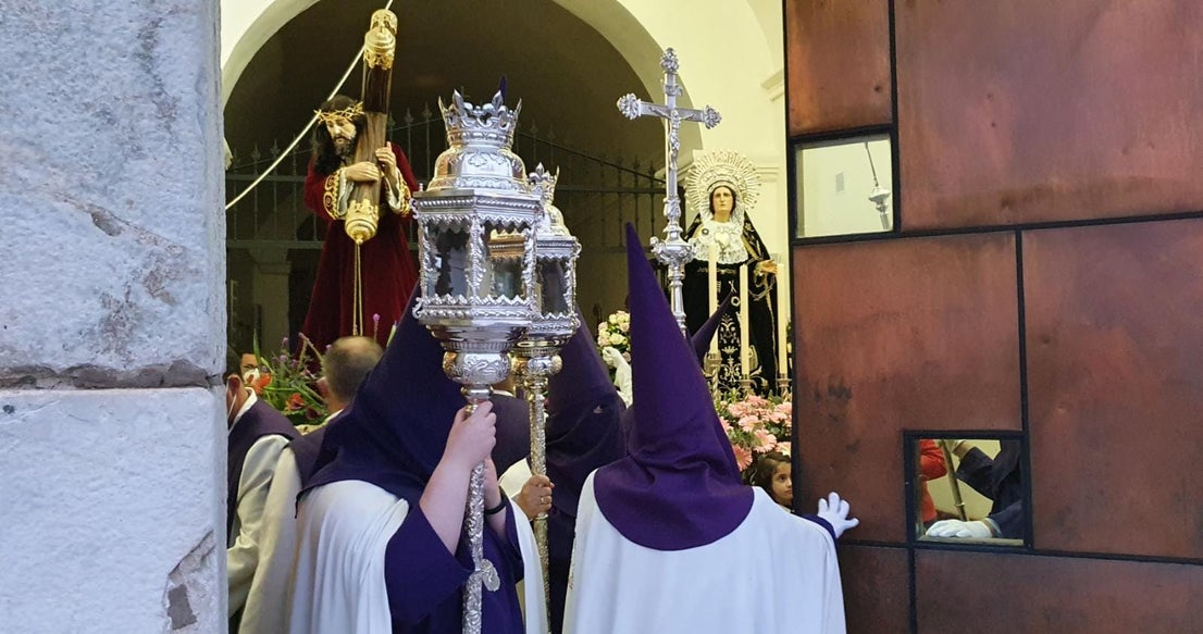 Fotos: Procesión de Jesús Nazareno y Nuestra Señora de los Dolores