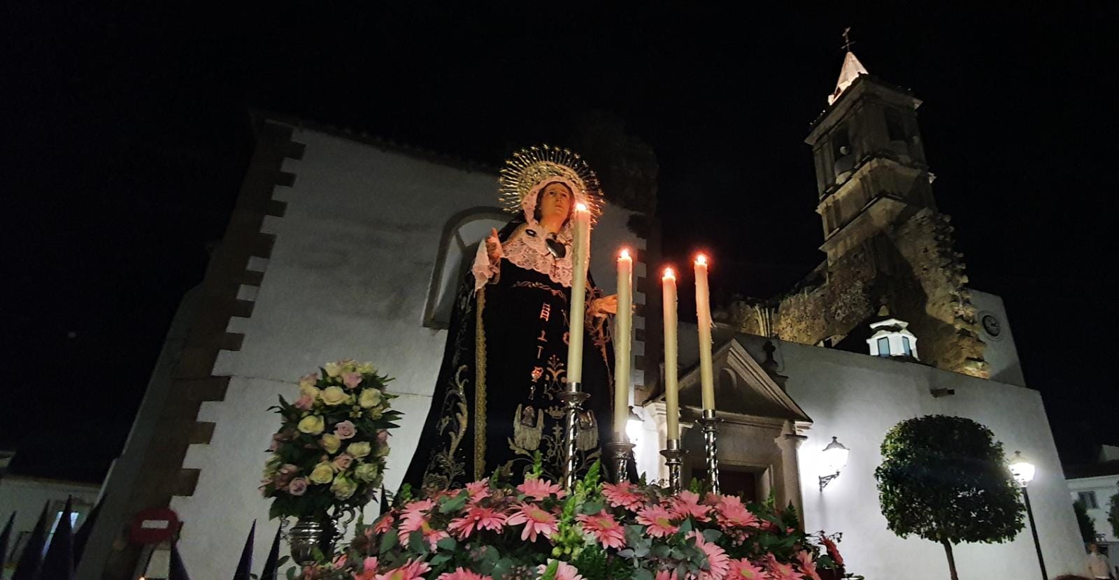Fotos: Procesión de Jesús Nazareno y Nuestra Señora de los Dolores