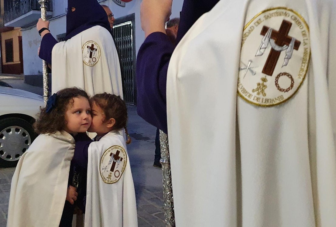 Fotos: Procesión de Jesús Nazareno y Nuestra Señora de los Dolores