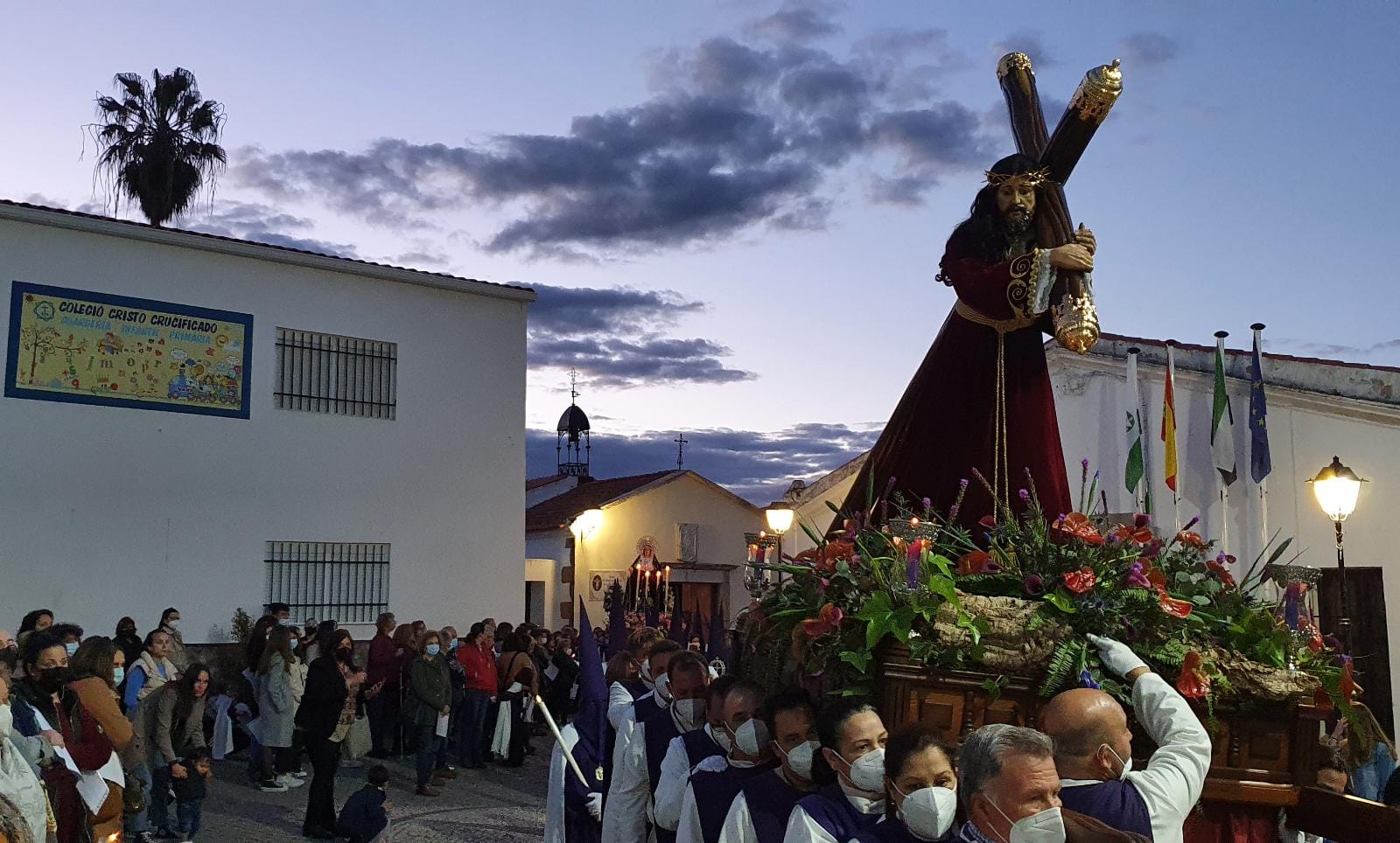 Fotos: Procesión de Jesús Nazareno y Nuestra Señora de los Dolores