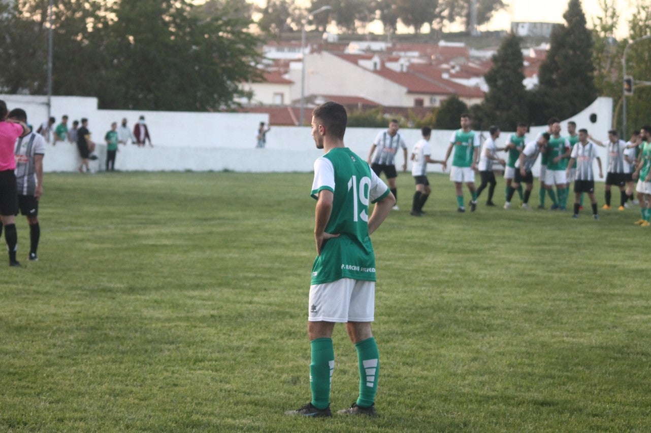 Fotos: Racing Valverdeño – Moraleja (II)