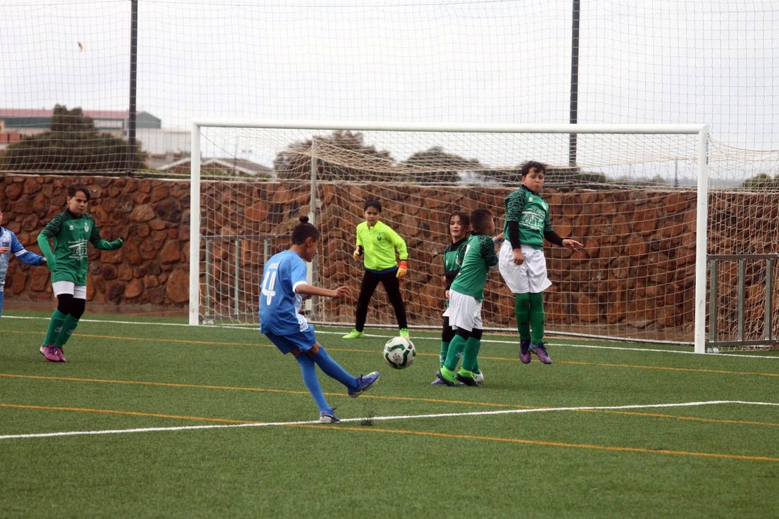 Fotos: Benjamines EMD Valverde – San Roque B