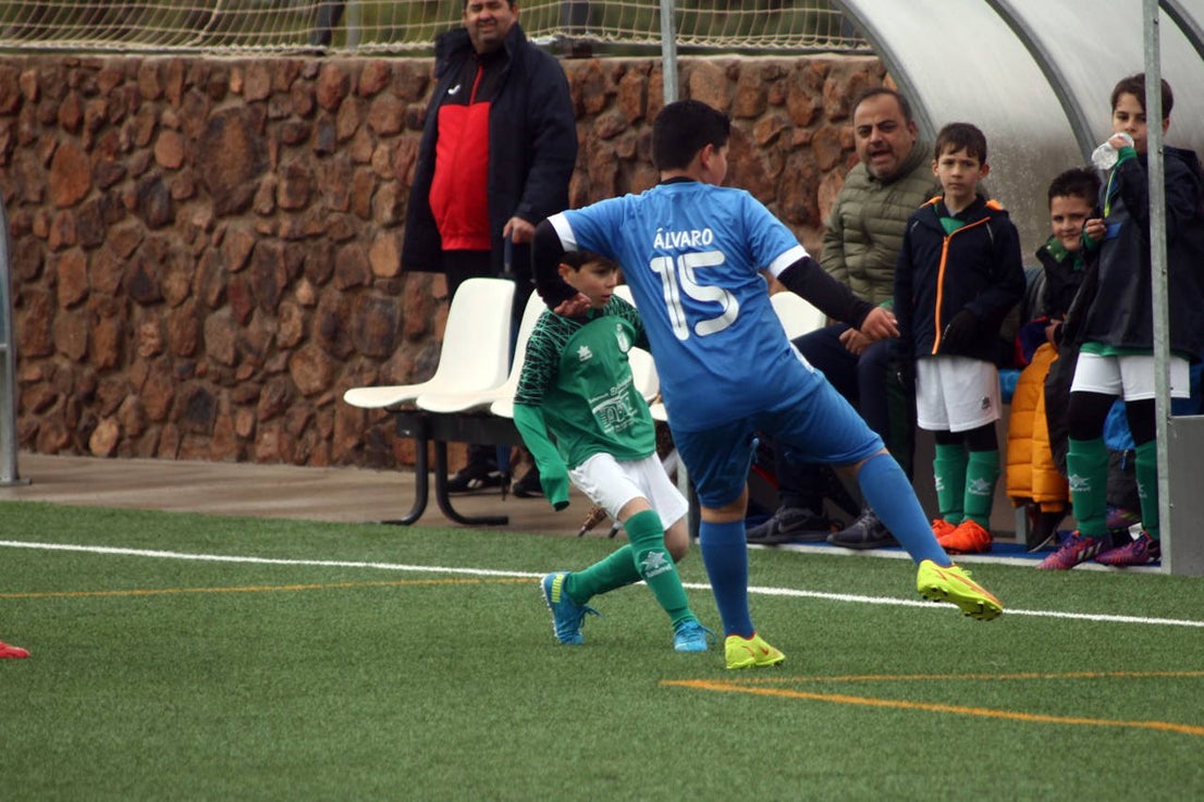 Fotos: Benjamines EMD Valverde – San Roque B