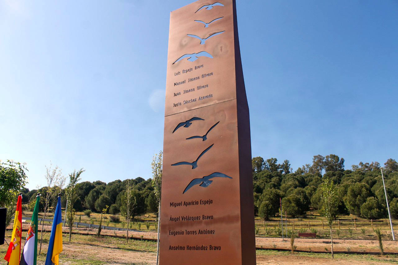 Fotos: Homenaje a las Víctimas del campo de concentración de Mauthausen