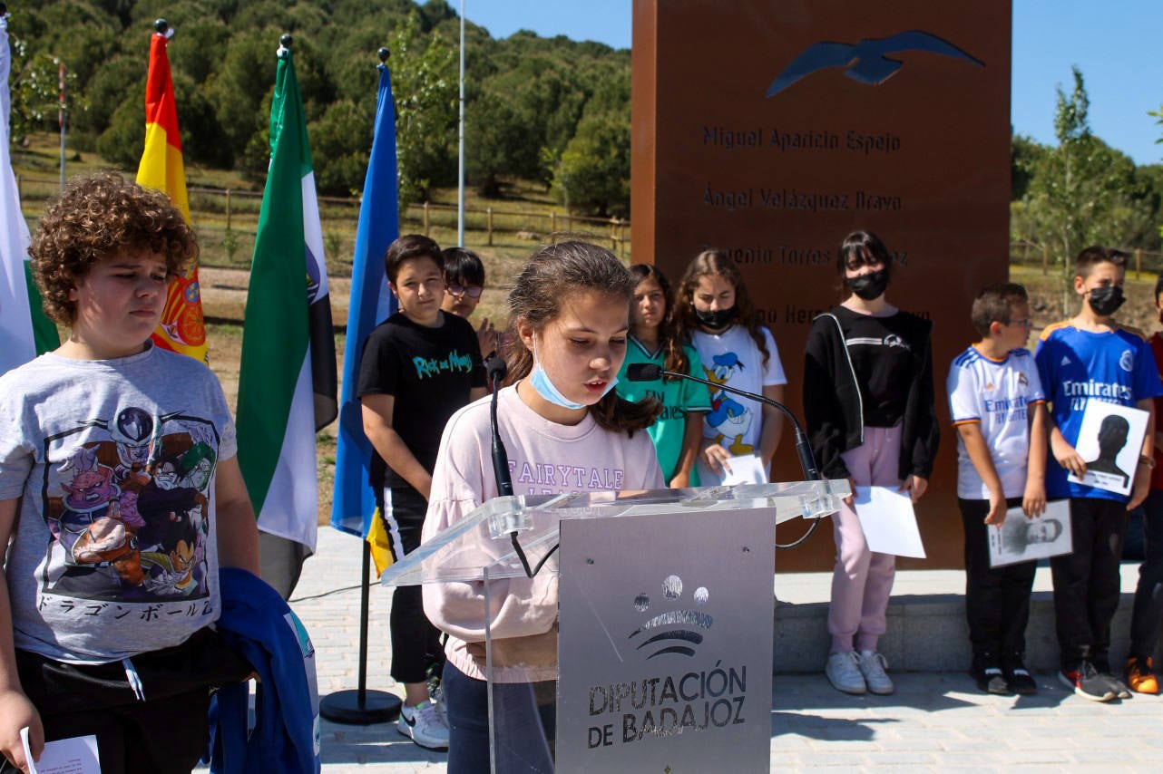 Fotos: Homenaje a las Víctimas del campo de concentración de Mauthausen