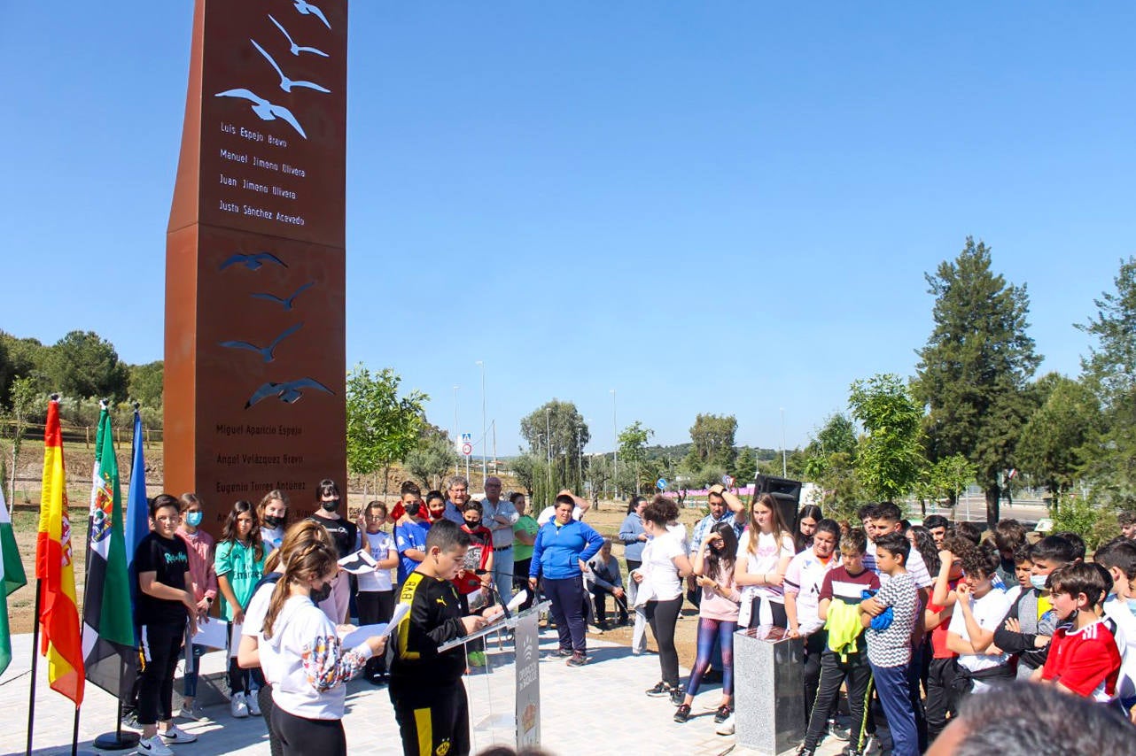 Fotos: Homenaje a las Víctimas del campo de concentración de Mauthausen