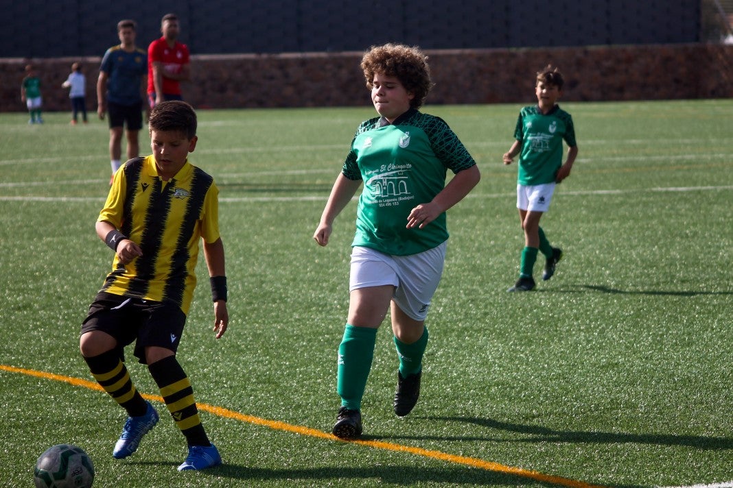 Fotos: Alevines A EMD Valverde - Escuela Guadalupe