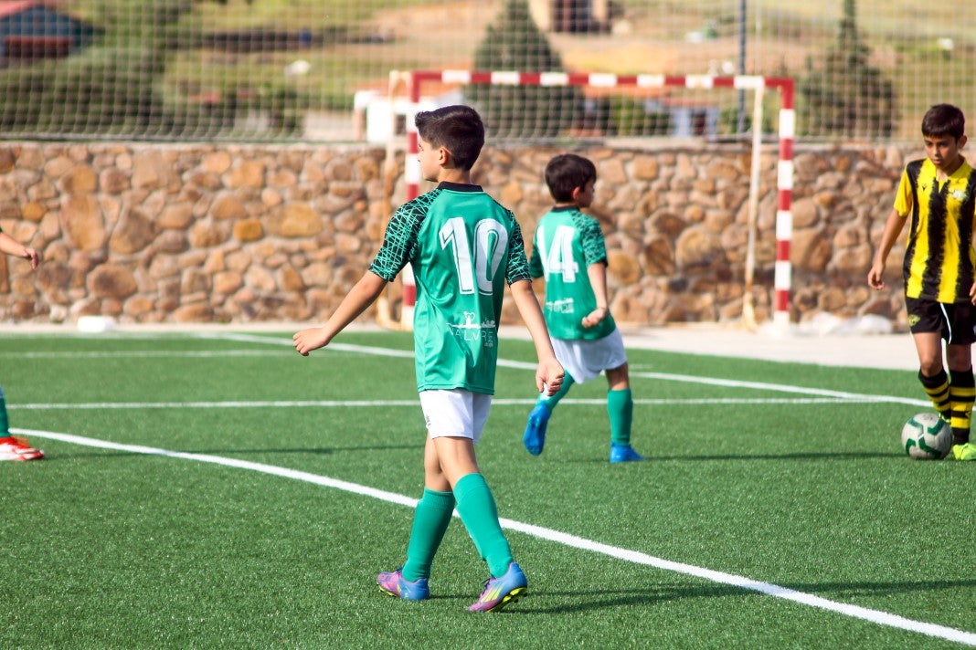 Fotos: Alevines A EMD Valverde - Escuela Guadalupe