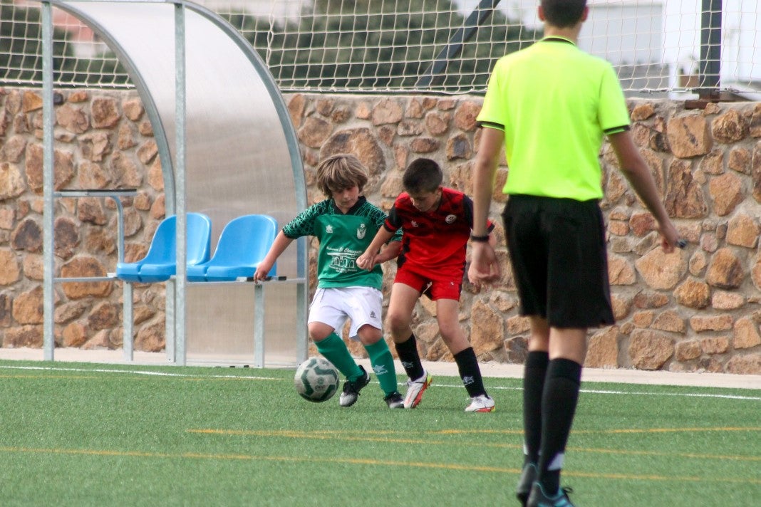 Fotos: Alevines B EMD Valverde – AD Hispanolusa