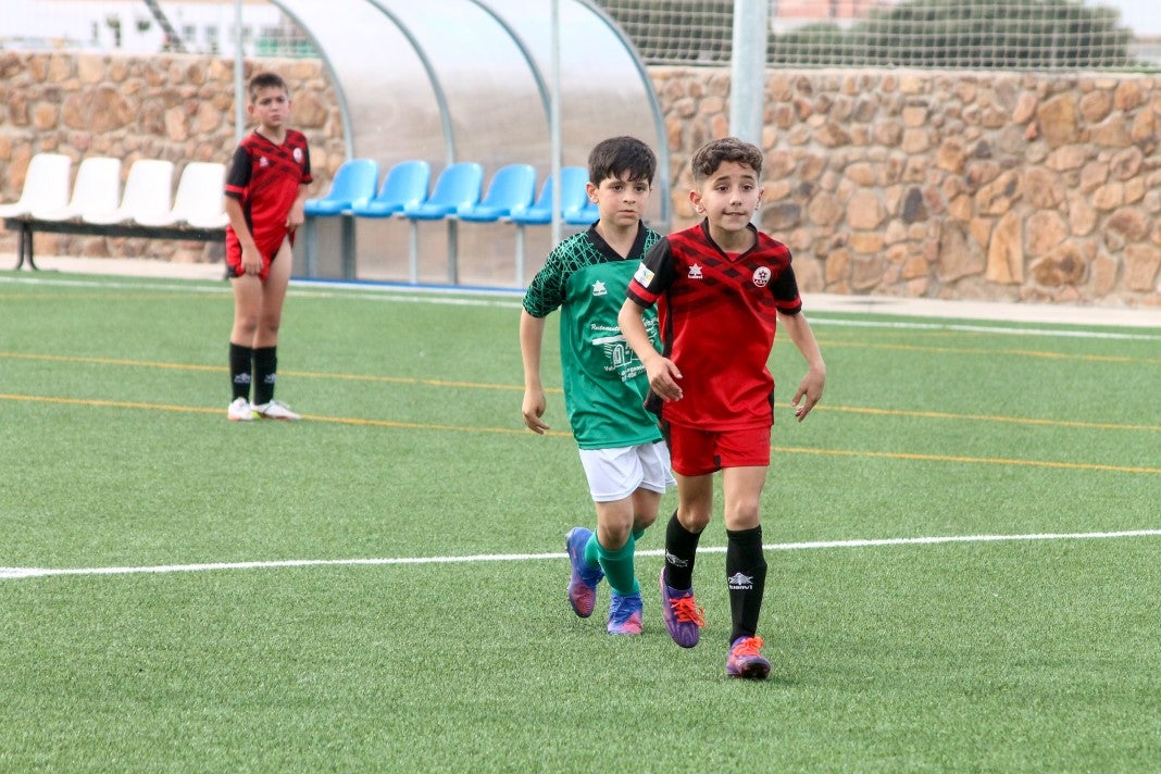 Fotos: Alevines B EMD Valverde – AD Hispanolusa