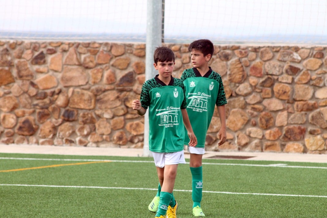 Fotos: Alevines B EMD Valverde – AD Hispanolusa