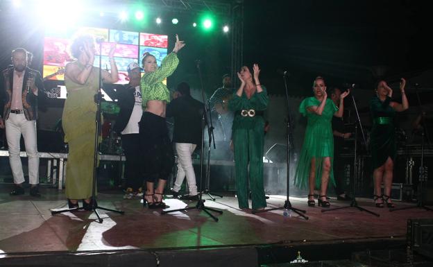 Imagen principal - Concierto de R.A.Y.A., encuentro para tejer y exposición de ganado